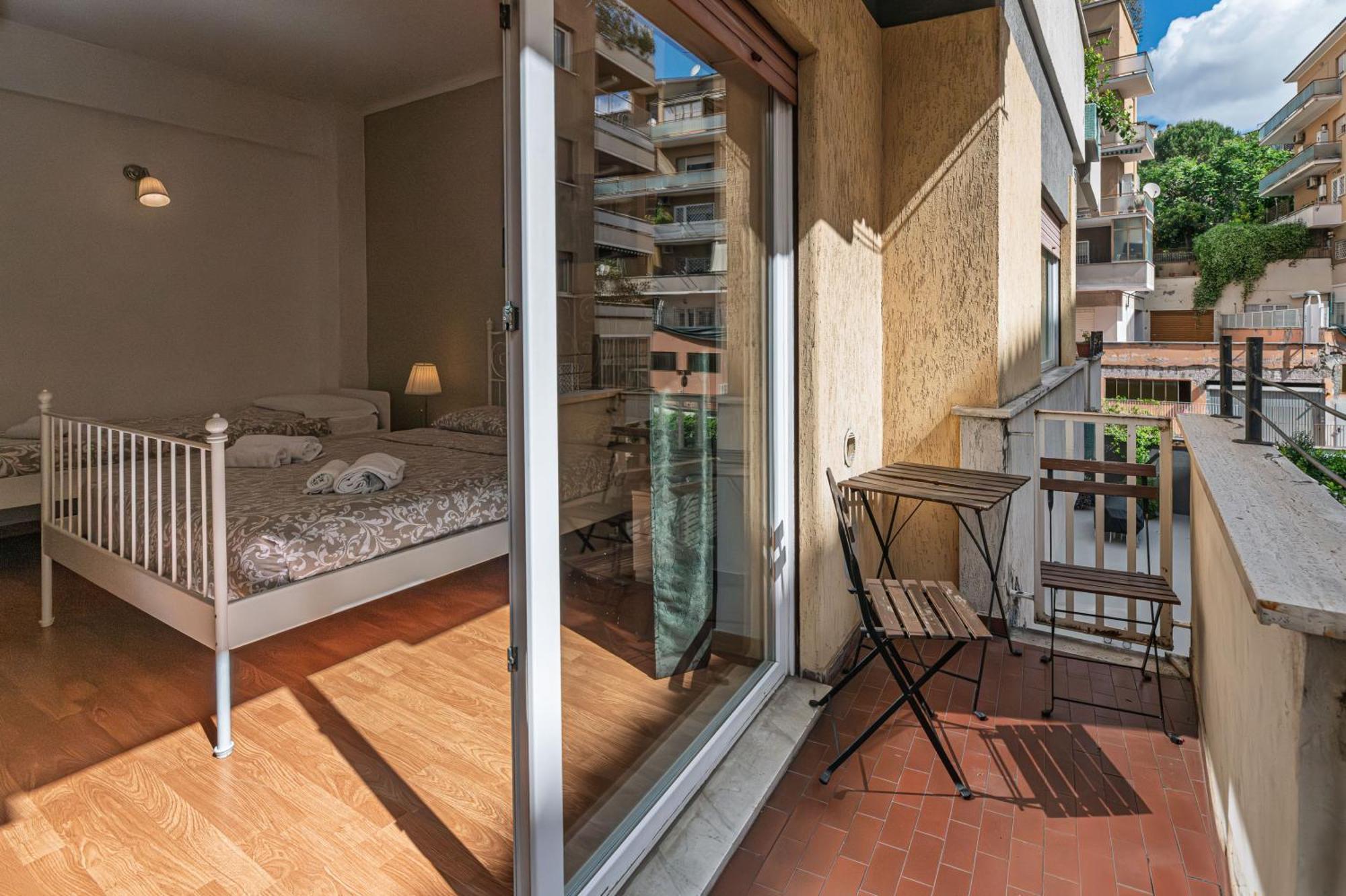 Roma San Pietro Apartment Luaran gambar